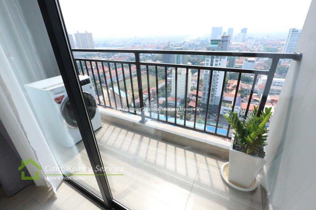 BKK1 Modern style studio serviced apartment 500/month Rooftop