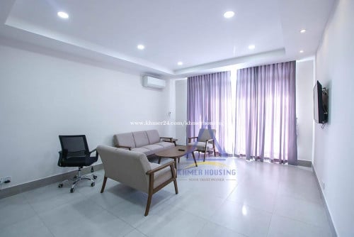 BKK2 area | Spacious Service apartment 2 bedrooms with gym for rent near Olympia mall