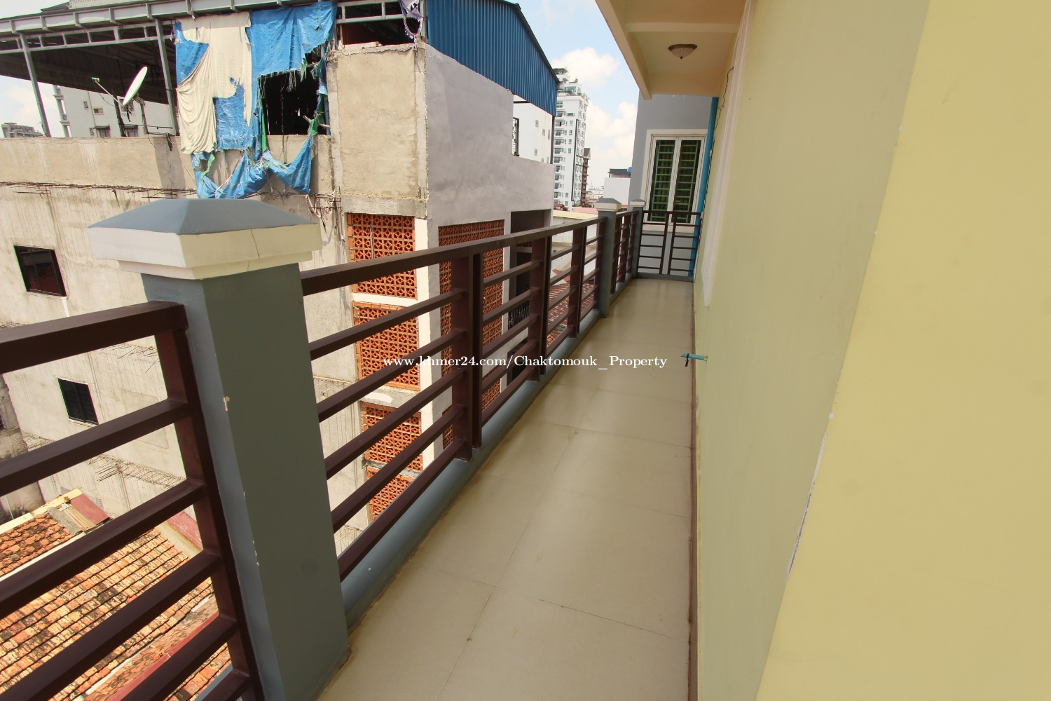 Toul Sleng Area / Very Nice 2 Bedrooms Apartment For Rent Close To Toul