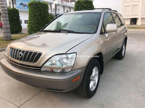 ឃ្លាំងអាសុី71 - LEXUS RX300 Y2002 ទឹកមាស ក្រដាសពន្ធថ្មី