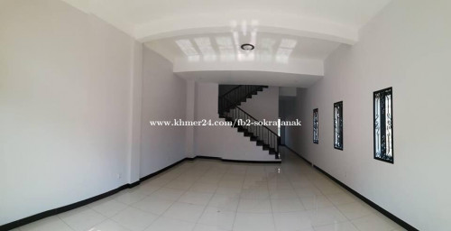 ផ្ទះថ្មីជួលក្នុងបុរីទេសចរណ៌ជិតផ្សារមាក្រូ(Makro)មានសំភារះស្រាប់ New House for Rent with Furnitures