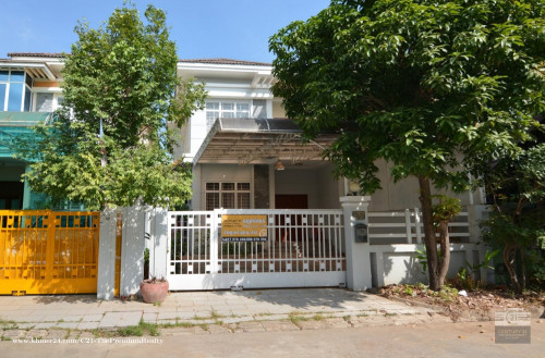 Twin Villa សម្រាប់លក់ | បុរី អង្គរភ្នំពេញ