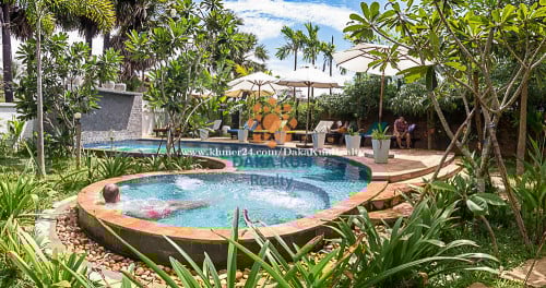 ប៊ូទិកលក់ក្នុងសង្កាត់ស្វាយដង្កុំ, ក្រុងសៀមរាប / Boutique for Sale in Svay Dangkum, Siem Reap