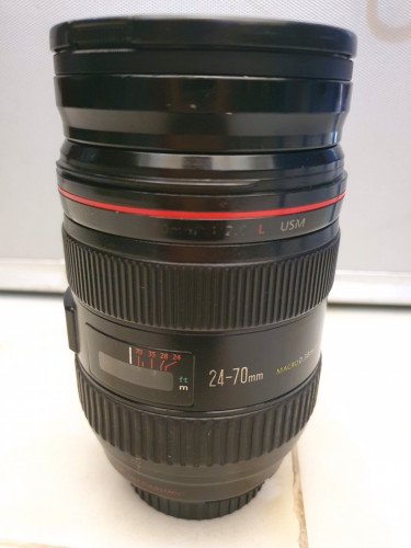 Lens Canon 24-70mm, f2.8, USM