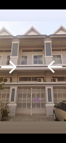 ផ្ទះល្វែងថ្មីលក់