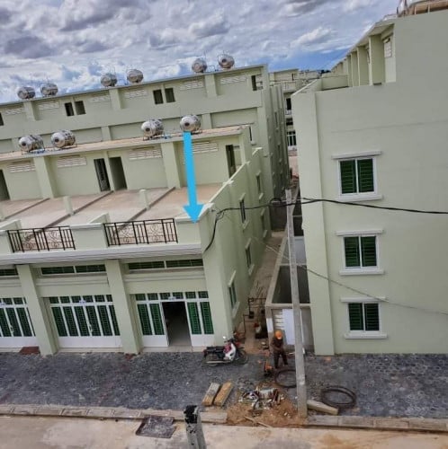 ផ្ទះលក់房子出售