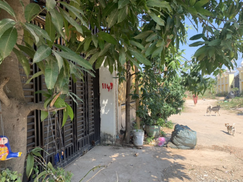ផ្ទះលក់ ពីរល្វែង