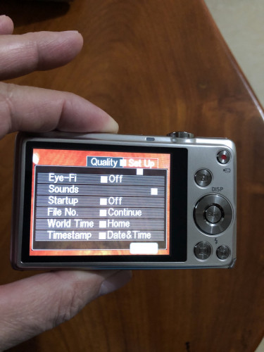 Camera Casio exilim 16 1megapixels ថ្មកាន់ល្អ មិនសូវប្រេីប្រាស់