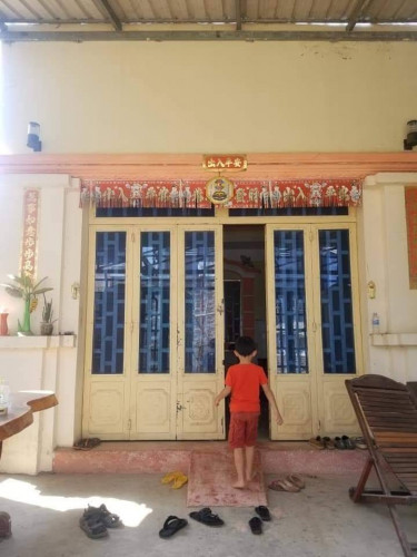 ផ្ទះលក់តំលៃក្រោមទីផ្សា ធូរ ធូរ