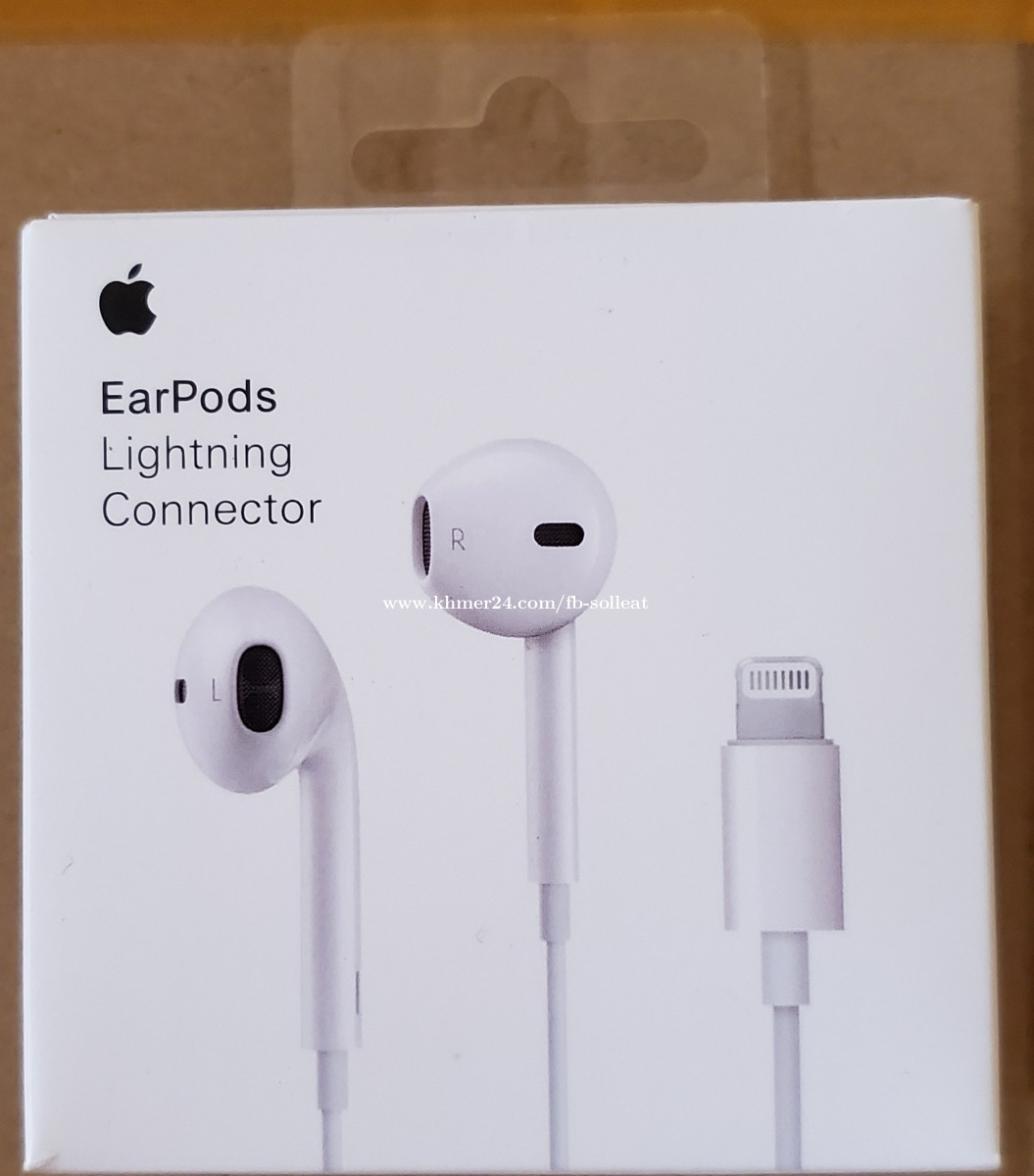 EarPods Lightning Connector Price 9.00 in Phnom Penh, Cambodia