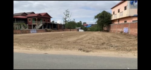 Property No. 0078 ដីលក់លើផ្លូវ34