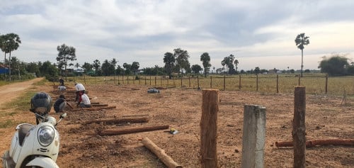 Land for sale土地出售