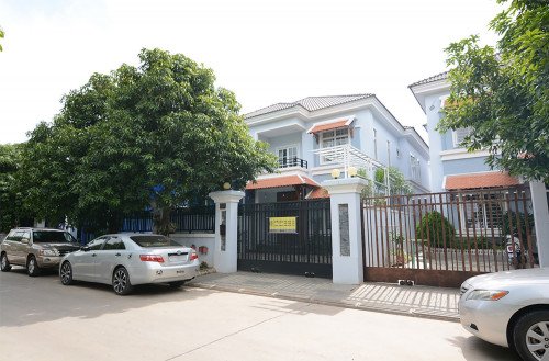 Twin Villa សម្រាប់លក់ | បុរី អង្គរភ្នំពេញ