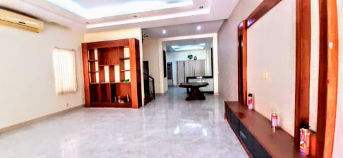 ផ្ទះវីឡា ជួល