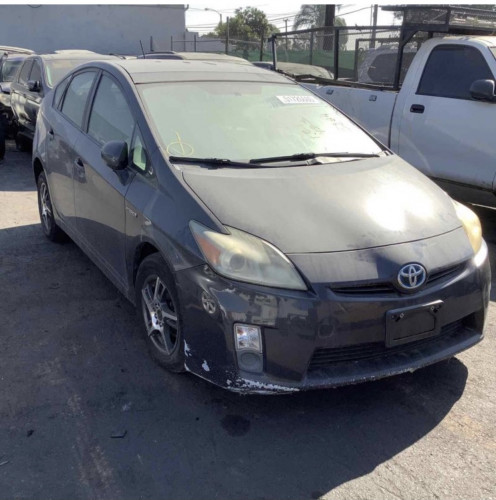 នាំចូលផ្ទាល់ Prius 2010 option 4 ដំបូលសលា