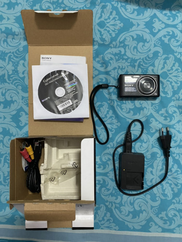 Sony Camera Cyber-shot 14 mega pixels