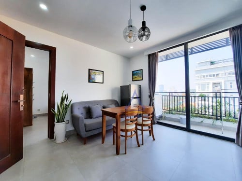 Doun Penh area | Modern apartment one-bedroom with lift for rent near Nagarworld