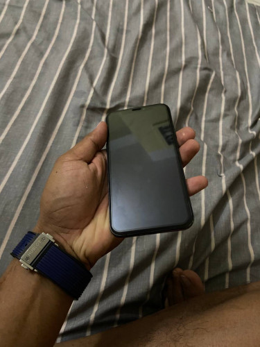 ចងលកiPhone xs 64G