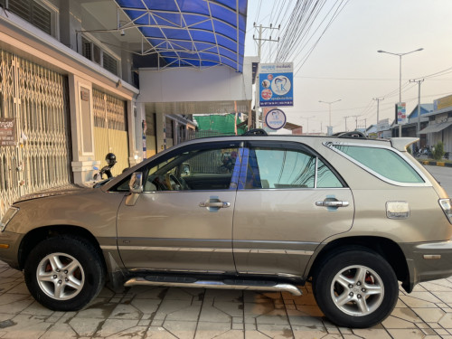 Lexus RX309 pong2 ឆន2000