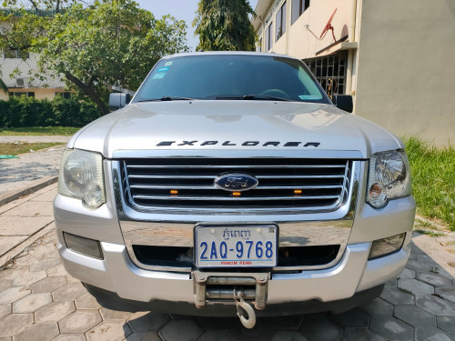 Ford Explorer XLT V6 4.0 / 2010 (2AQ) 16800$