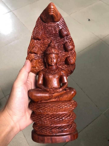ចម្លាក់ព្រះម៉ូតបូរាណកម្រជាងឆ្លាក់