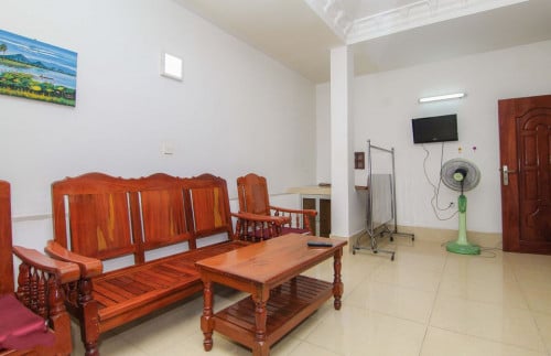 Doun Penh area | Fully furnished one bedroom fo rent near Royal Palace
