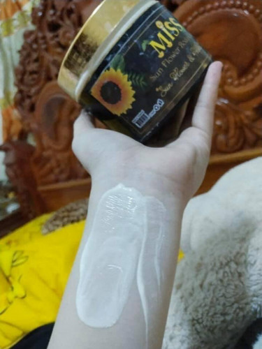 ឡេរាវMiss