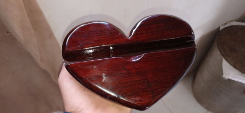 ប្រដាប់ដាក់ទូរស័ព្ទដៃ