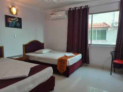 បន្ទប់ជួលខែ សំរាប់អូនៗ និងបង បែបទំនើបតែធូរថ្លៃ ក្នុងខេត្តកំពង់ឆ្នាំង Room for Rent