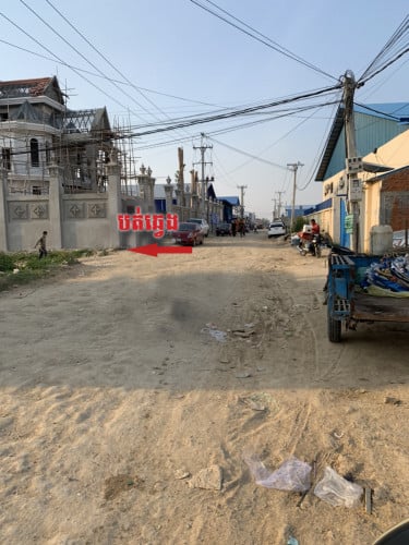 ដីលក់នៅទួលពង្រ មុខផ្លូវចូលបុរី​ ទីប្រជុំជន