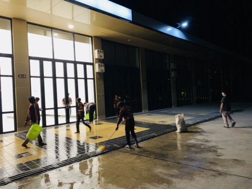 សេវាកម្មសម្អាតតាមផ្ទះ Cleaning Services in Cambodia