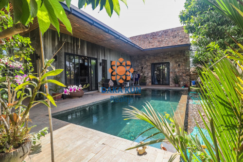 ផ្ទះលក់មានអាងហែលទឹកក្នុងសង្កាត់ស្វាយដង្គុំ, ក្រុងសៀមរាប / House for Sale in Siem Reap-Svay Dangkum