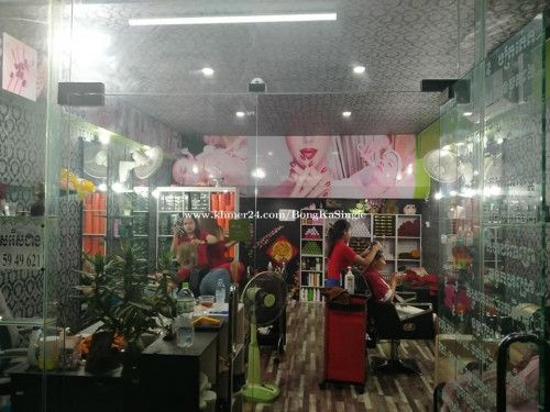 ធ្វារកញ្ចក់ 399$ ធ្វើអស់ 900$