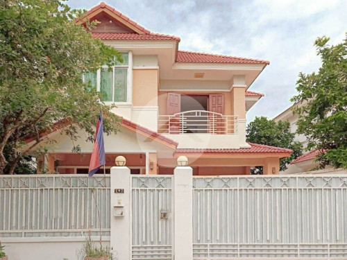 3 Bedroom Villa For Sale - Chamkarmorn, Phnom Penh | Property Code : 12163