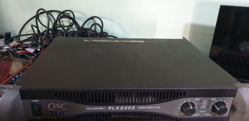 QSC PLX2402