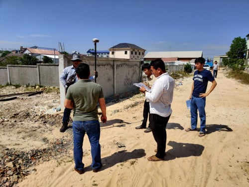 ដីលក់ 10*40 ៣៦២ការេ ជាប់ផ្លូវ១០ម៉ែតមុខក្រោយ កំពង់សោម សង្កាត់លេខ១ អូរអារ៉េវ