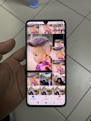 Sell mi note10 pro ram8g 256g របស់ក្រុមហ៊ុន បែក ដូច