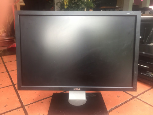 Dell 22inch HP 22inch