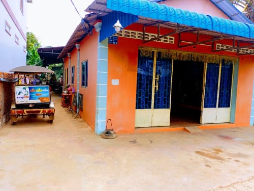 ផ្ទះសម្រាប់លក់មានបន្ទប់ជួល