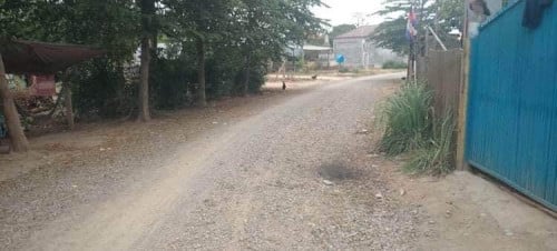 ដីលក់នៅកោះដាច់9.5x18​ ប្លង់រឹង