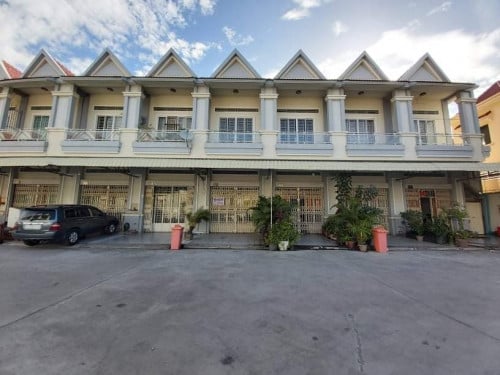 ផ្ទះជួលនៅផ្លូវ 371