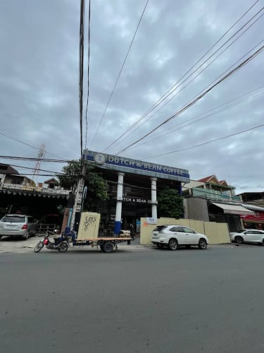 Commercial Shop-Showroom For Rent Near Beoung Keng Kang 1, Busy Street & Area, 17x25m, 5,000$