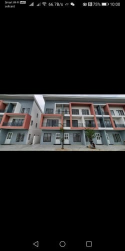 ផ្ទះមានចំណូលស្រាប់ បុរី អារ៉ាតា