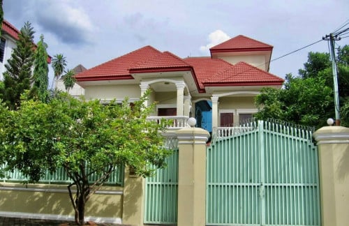 Villa For Rent Near Independent Monument, 3,500$ Per Month, 05Beds