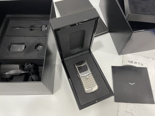Brand new Vertu constellation