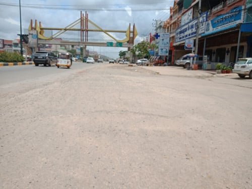 លក់ដី នៅជិតផ្សារកំពង់ស្ពឺ