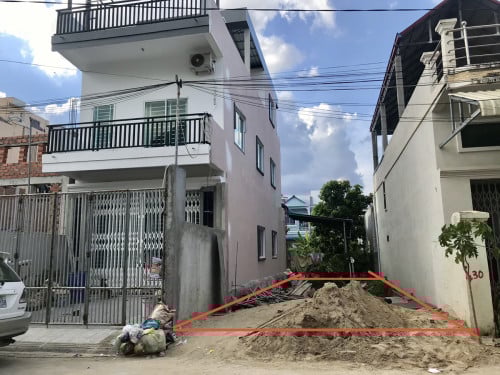 ដីសំរាប់លក់ ឬ ជួល ប្លង់រឹង ជិតបុរីពិភព​ថ្មីចំការដូង