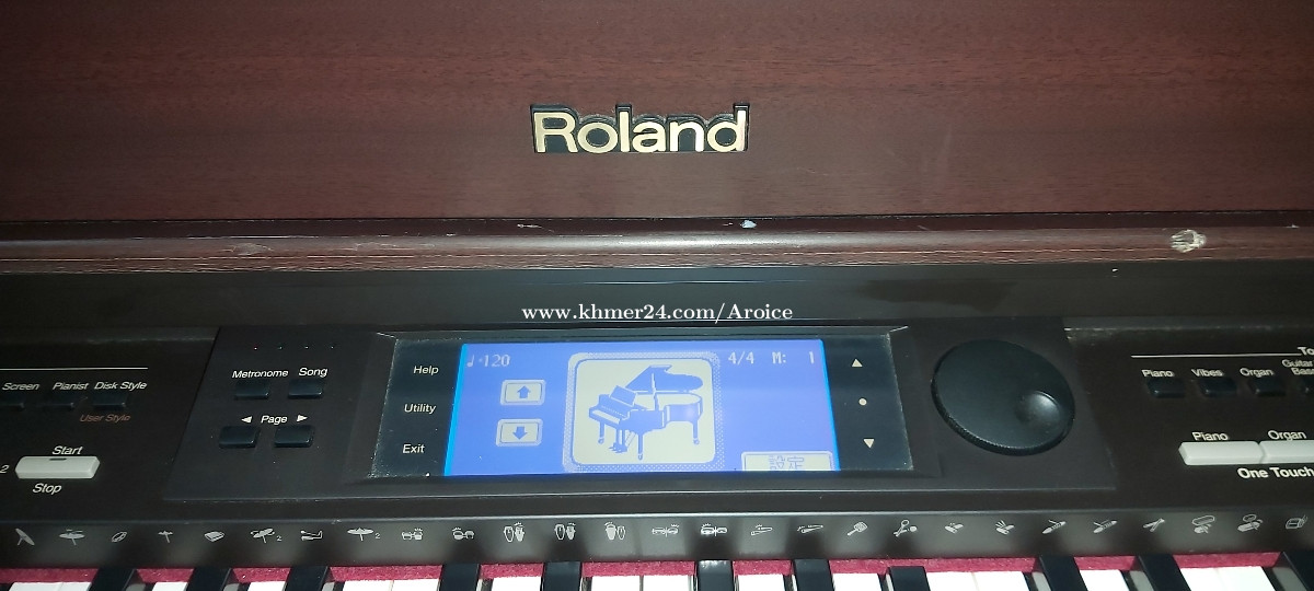 roland kr 575 digital piano price