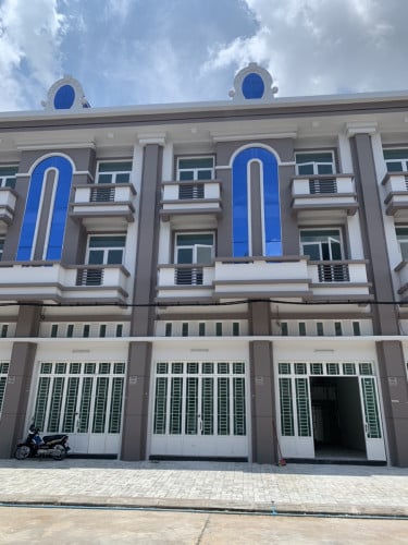 ផ្ទះក្រោយវិមាន​អាហារ