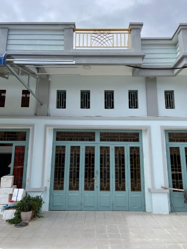 លក់ផ្ទះល្វែង នៅបុរី លីម ឈាងហាក់ ខណ្ឌកំបូល ផ្លូវជាតិលេខ៤​